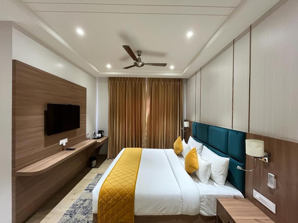 ניו דלהי Hotel Sp Residency Near International Igi Airport Delhi מראה חיצוני תמונה